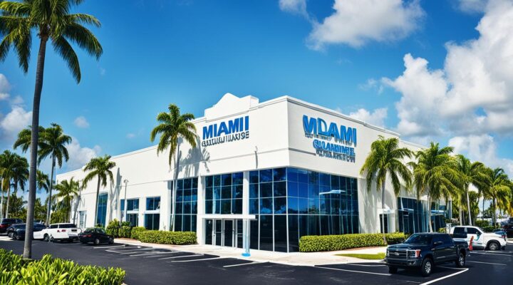 What are the guarantees for mold removal in Miami business properties?